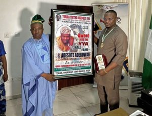 Entrepreneur wins youths group humanitarian award