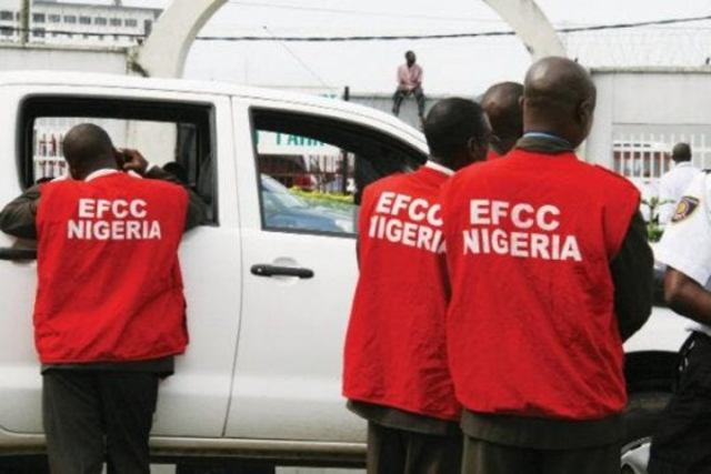 EFCC arrests ex-Kwara Gov. Ahmed