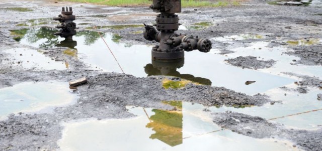 Shells pipeline spills 213 barrels of crude into Bayelsa community