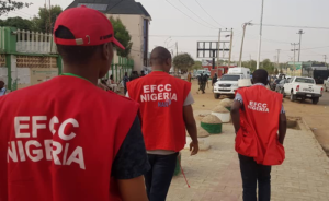 EFCC officer dies after scuffle with colleagues over suspects items