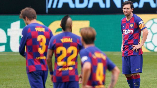 Barca blow chance to go top after home loss to Granada