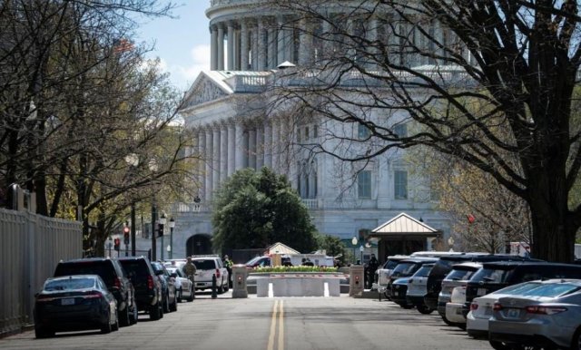 2 officers injured in vehicle attack  U.S. Capitol Police