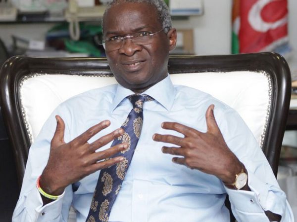 Bridge encroachers: Fashola extends eviction notice by one month