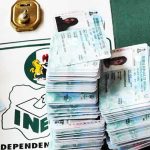  Youths in Abuja defy torrential rain to get PVCs